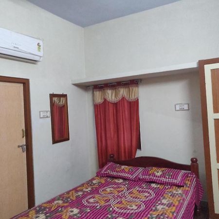 Srb Residency Hotel Tiruvannamalai Bagian luar foto